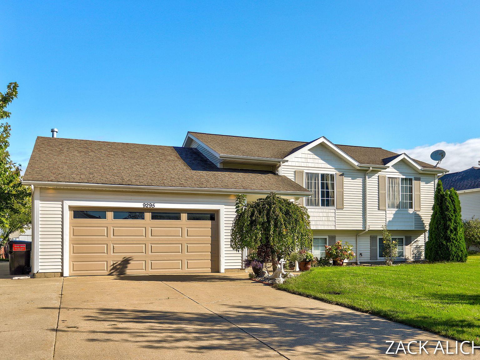 9295 Southwind Dr, Zeeland, MI 49464 MLS 23134799 Zillow