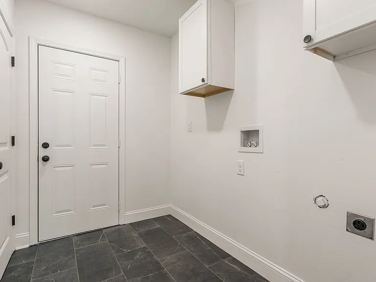 1166 N Boston Pl — Photo 11