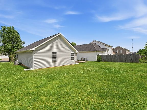 5th image of 5095 Cornelius Dr