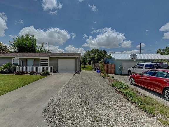 3rd image of 1750 NE 23rd Ter