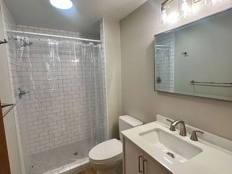 9930 Grove St #D — Photo 14