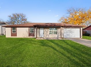 624 Windsor Dr, Everman, TX 76140