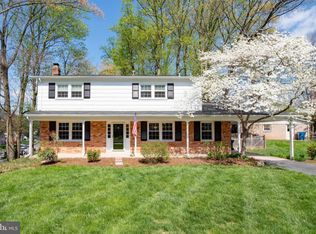 6618 Reynard Dr, Springfield, VA 22152