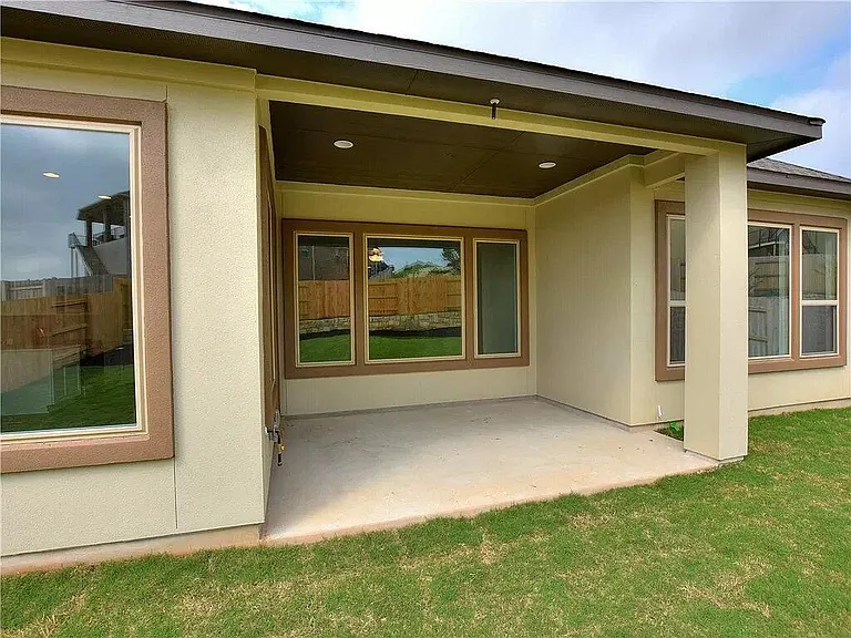 129 San Domenico Cv — Photo 24