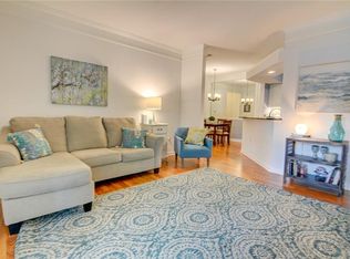 613 Sandringham Dr, Alpharetta, GA 30004