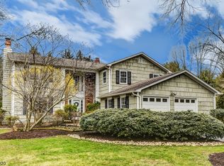 2 Coventry Dr, Freehold, NJ 07728
