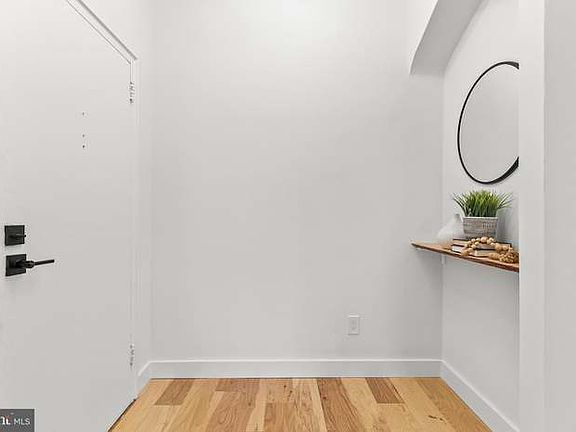 5th image of 1010 25th St NW APT 505