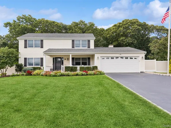 39 Hargrove Drive, Stony Brook, NY 11790