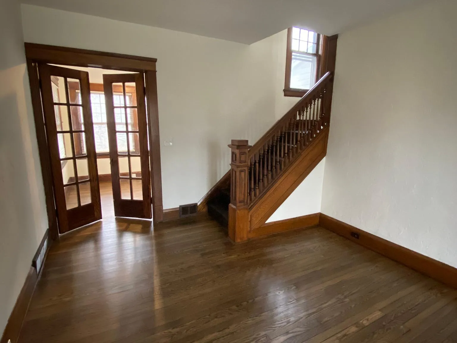 4 bed, 1.5 bath, 1656 sqft, $1,550 — Photo 3
