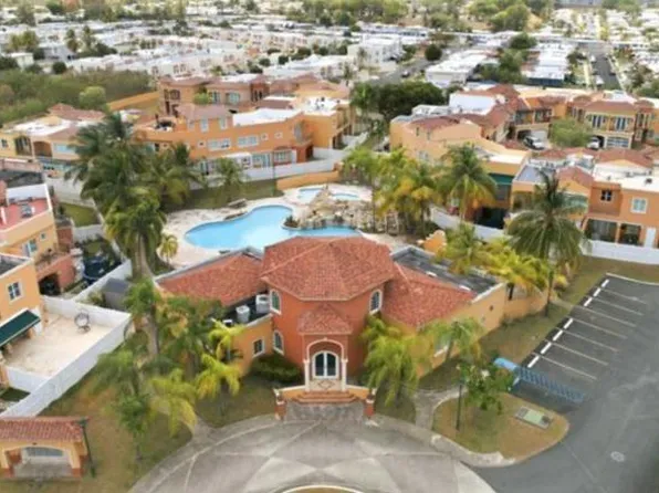 E2 Brighton Country Clb, Dorado, PR 00646