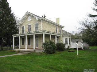 8100 Main Rd, East Marion, NY 11939