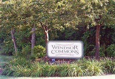 2nd image of 622 Windsor Ln