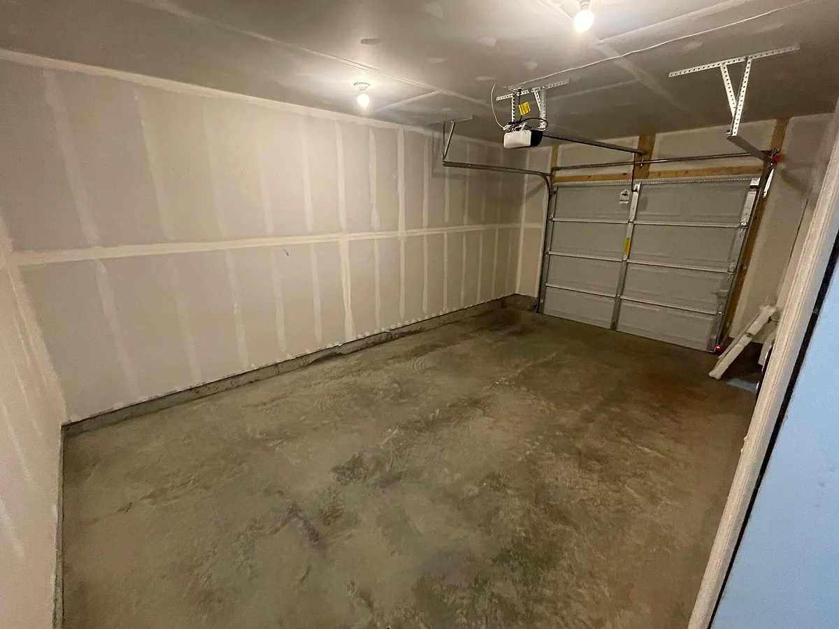 Building Photo - 108 Kinkade Ct