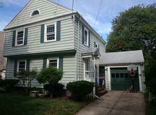 15 Rendall Rd, West Roxbury, MA 02132