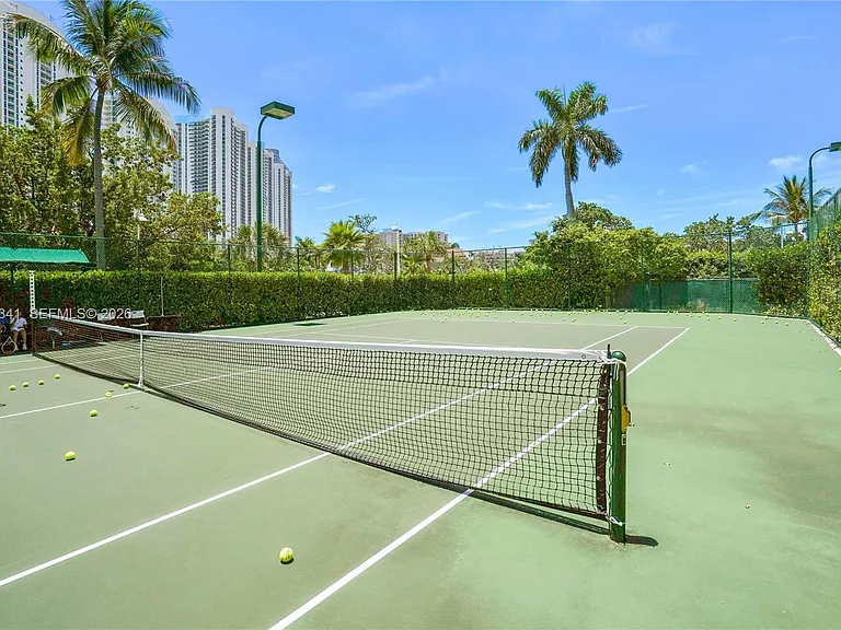16500 Collins Ave #652 — Photo 18