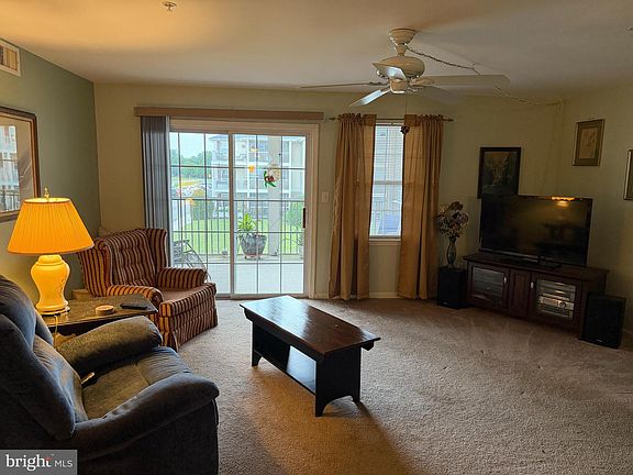 5th image of 1870 Congressional Village Dr Unit 7201