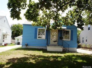 8108 Coolidge Ave, Center Line, MI 48015