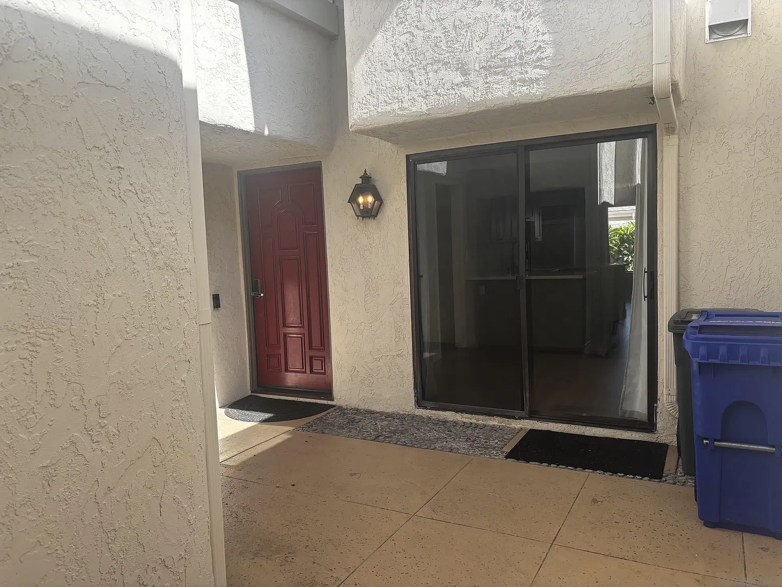 3 bed, 3.0 bath, 1850 sqft, $6,200 — Photo 4