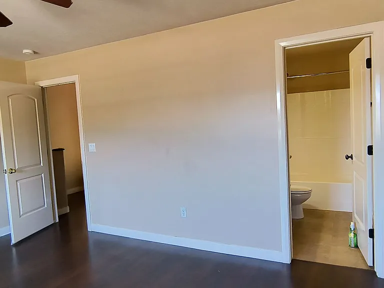 370 W 1425 N #42 — Photo 12