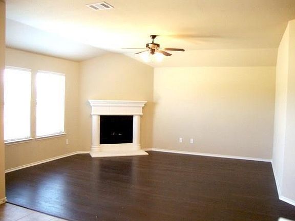 3rd image of 1008 Evers Dr