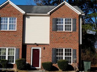 2920-2920B Eastridge Ct, Greenville, NC 27834