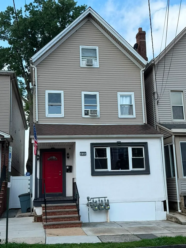 2 bed, $1,650 — Photo 1