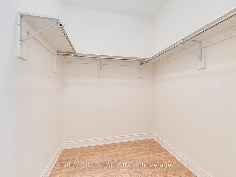 134 Goodwin Cres — Photo 26