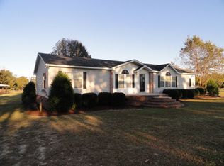 2047 Grantham School Rd, Mount Olive, NC 28365