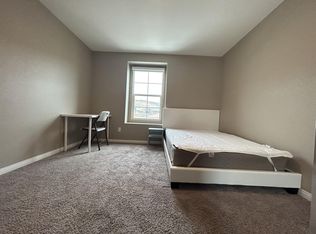 7515 Grazing Ln #8, Riverside, CA 92507