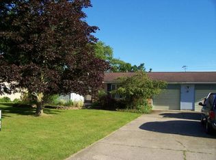 6794 3rd St, Cass City, MI 48726