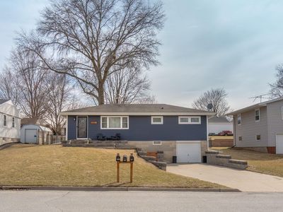 1020 2nd Ave NE, Waverly, IA, 50677