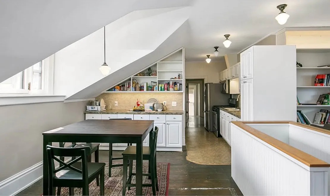 Studio, 260 sqft, $985 — Photo 4
