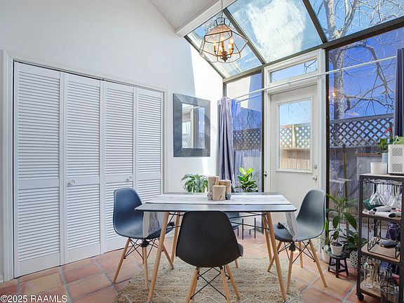 5th image of 4620 W Congress St APT 28