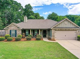 2432 Hollis Rd, Statham, GA 30666