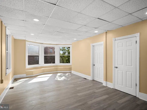 45 S Broad St #45, Woodbury, NJ 08096