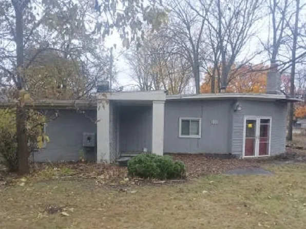 1131 Kettering St, Burton, MI 48509