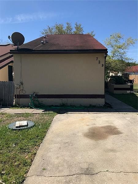1st image of 729 Golden Sunshine Cir
