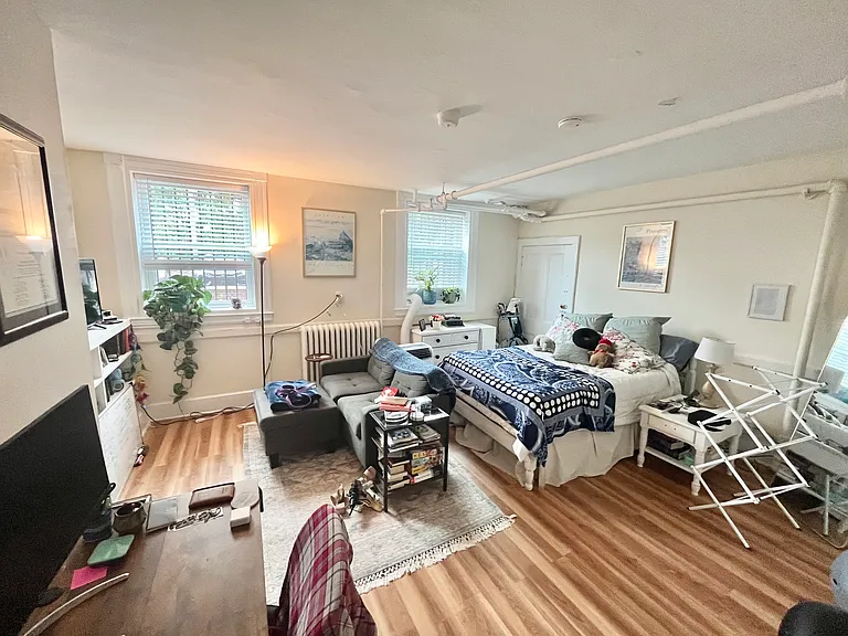 137 Bay State Rd #B — Photo 3
