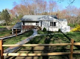 38 Holt Rd, Andover, MA 01810