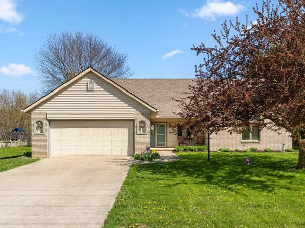 10031 Hosler Rd, Leo, IN 46765