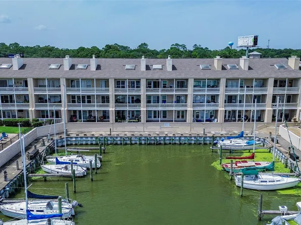 4747 Nasa Pkwy APT 206, Seabrook, TX 77586