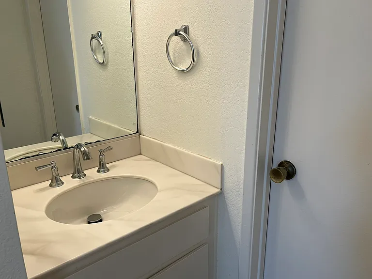 1749 Haydn Dr — Photo 13