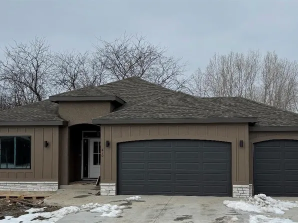 610 Caitlin Ct, Excelsior Springs, MO 64024