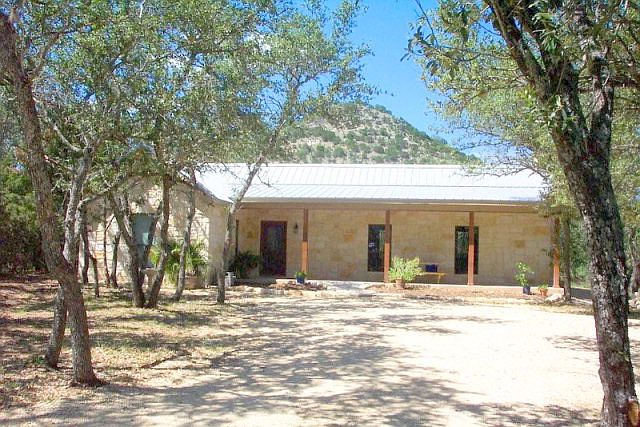 1st image of 186 Frio Canyon Est
