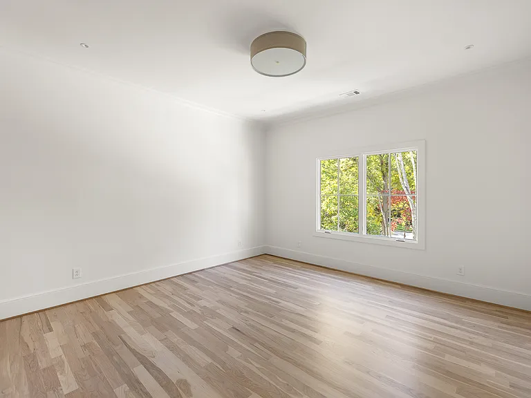 3290 Dunlop Ct NE — Photo 44