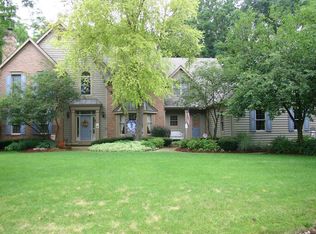 10688 Abington Pl, Powell, OH