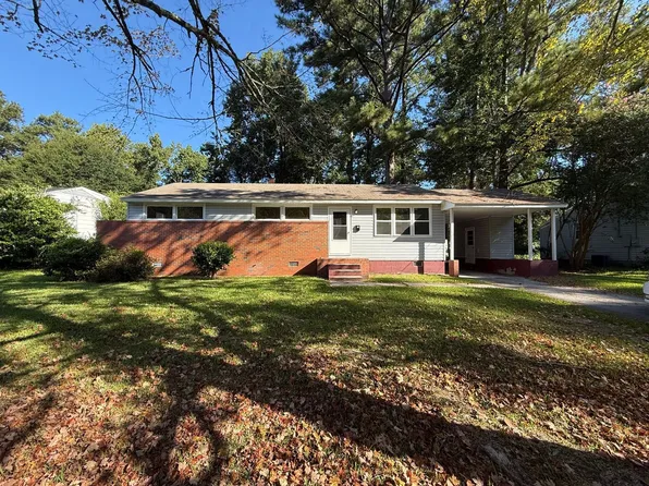 602 Maple St, Jacksonville, NC 28540