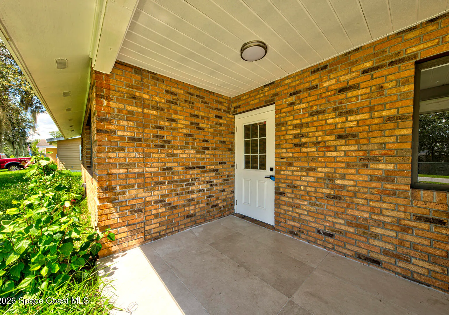 4 bed, 2.0 bath, 1764 sqft, $2,550 — Photo 3