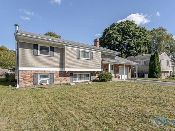 1953 Heatherlawn Dr, Toledo, OH 43614