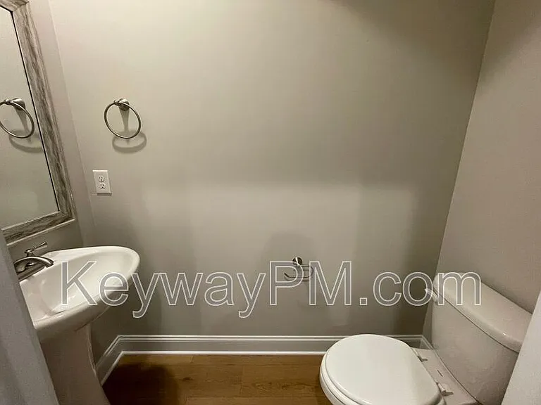 3089 Venetian Dr — Photo 6